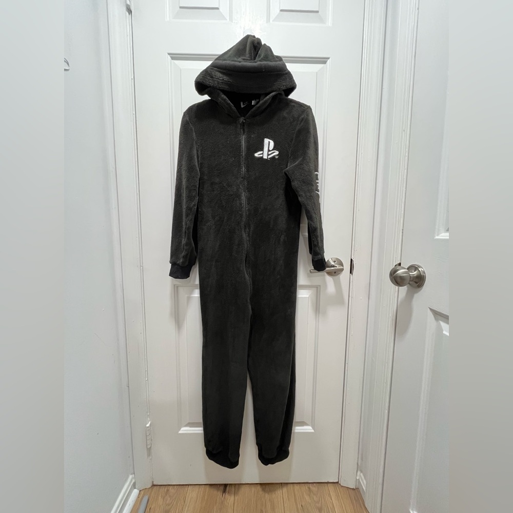 H&M pile pj/costume, boy size 10